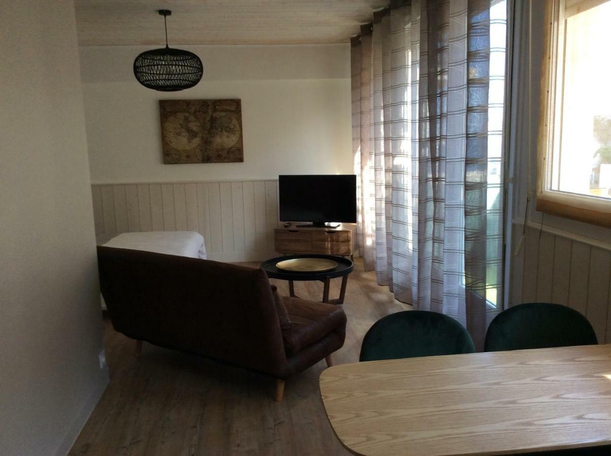 Les Studios Vue Mer Le Matlo ดีนาร์ ภายนอก รูปภาพ